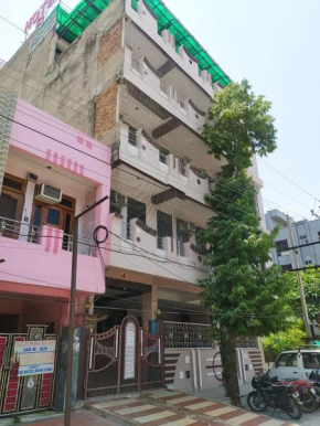 Hotel B Shivji & Garden Restaurant, Nayapura